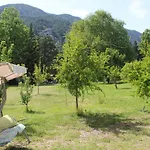 Sakli Bahce Pensiyon & Çıralı