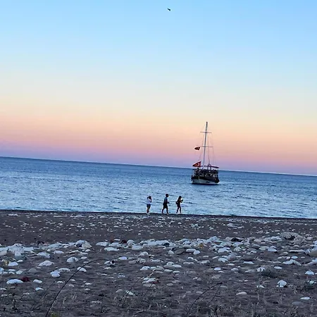 Sakli Bahce Çıralı