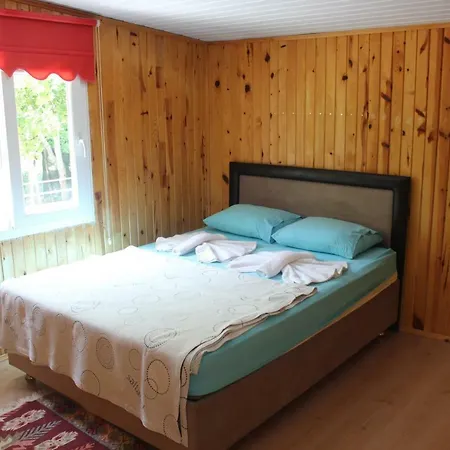 Sakli Bahce * Çıralı